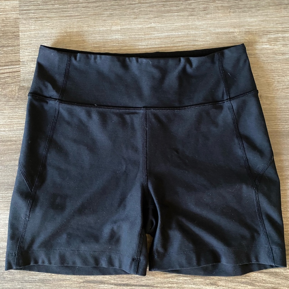 Outdoor Voices Warmup 5” Shorts